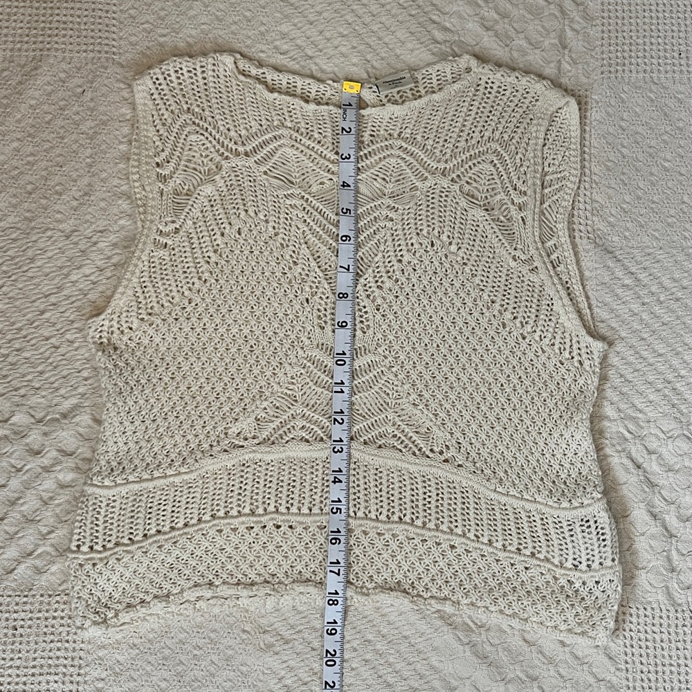 Abercrombie & Fitch Crochet Sleeveless Top - Picture 6 of 6